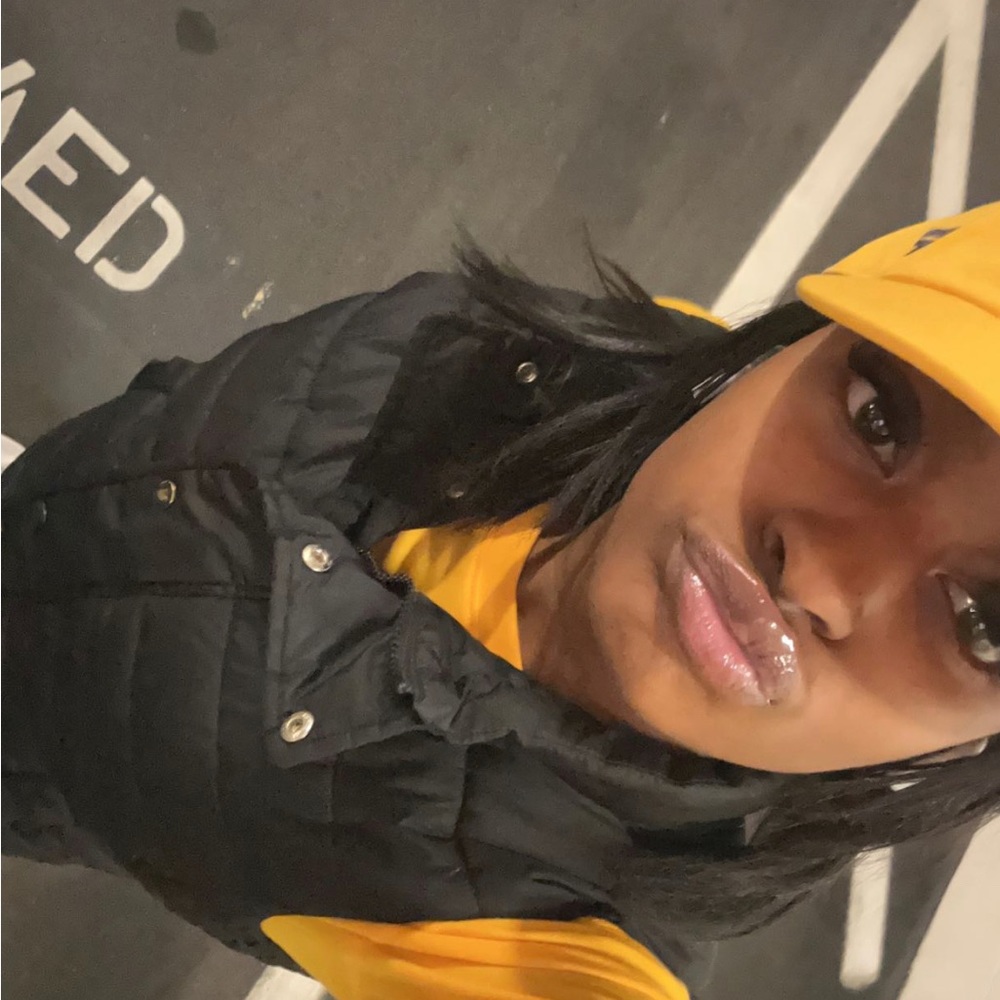 Meet your Posher, Alyssa